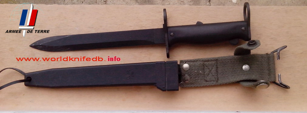 French FAMAS bayonet